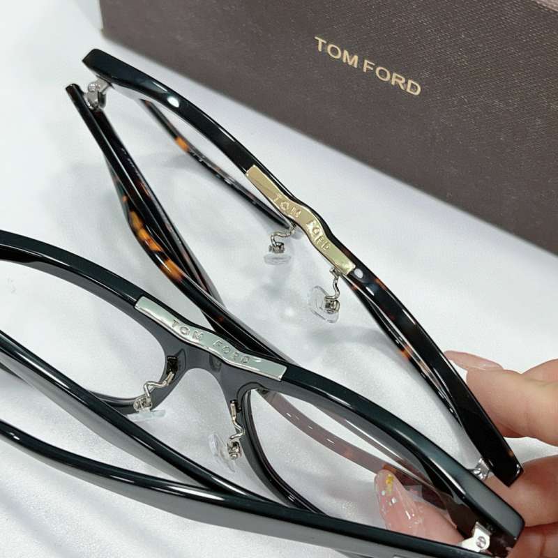 Picture of Tom Ford Optical Glasses _SKUfw55825736fw